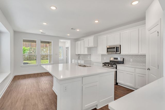 3962 Oak Creek Circle, Denison, TX 75020