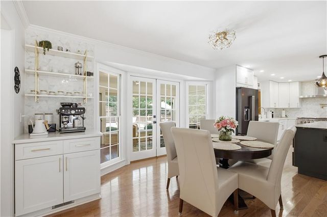 395 Spindle Court, Sandy Springs, GA 30350