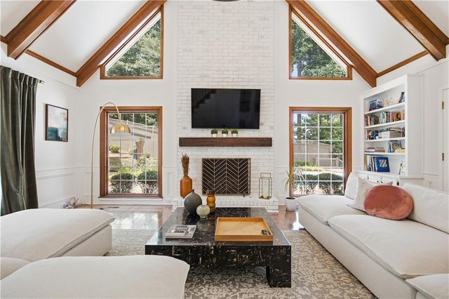 395 Spindle Court, Sandy Springs, GA 30350