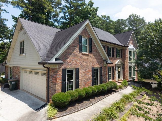 395 Spindle Court, Sandy Springs, GA 30350