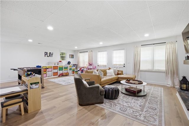 395 Spindle Court, Sandy Springs, GA 30350