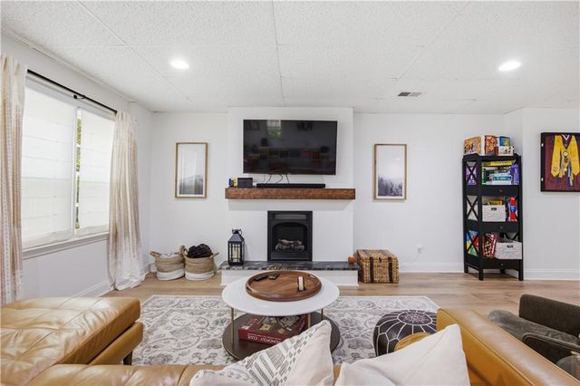395 Spindle Court, Sandy Springs, GA 30350