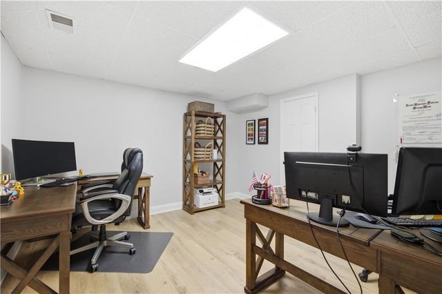 395 Spindle Court, Sandy Springs, GA 30350