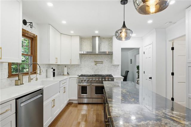 395 Spindle Court, Sandy Springs, GA 30350
