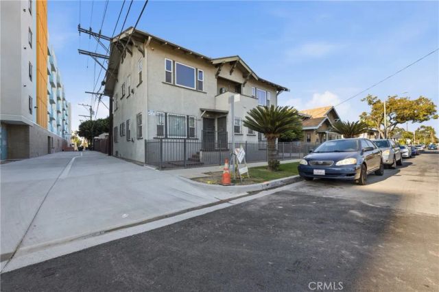 325 E 14th, Long Beach, CA 90813