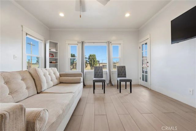 325 E 14th, Long Beach, CA 90813