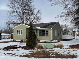 1611 Bailey St., Charles City, IA 50616