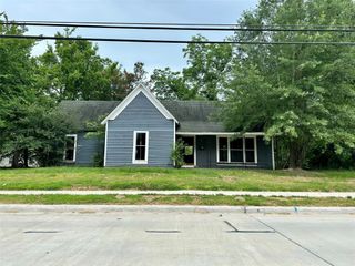 962 College Street, Sulphur Springs, TX 75482