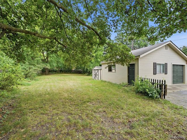 15525 Marilyn Avenue, Plymouth, MI 48170