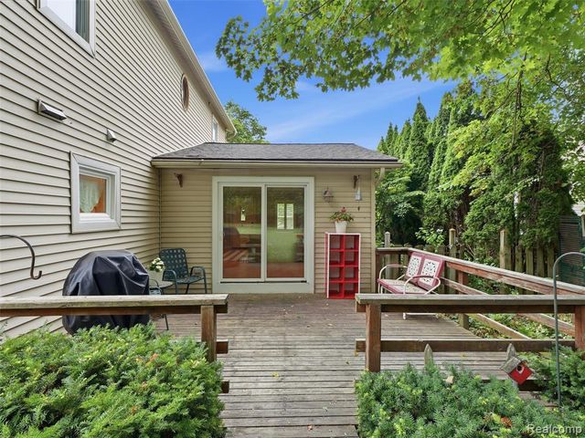 15525 Marilyn Avenue, Plymouth, MI 48170