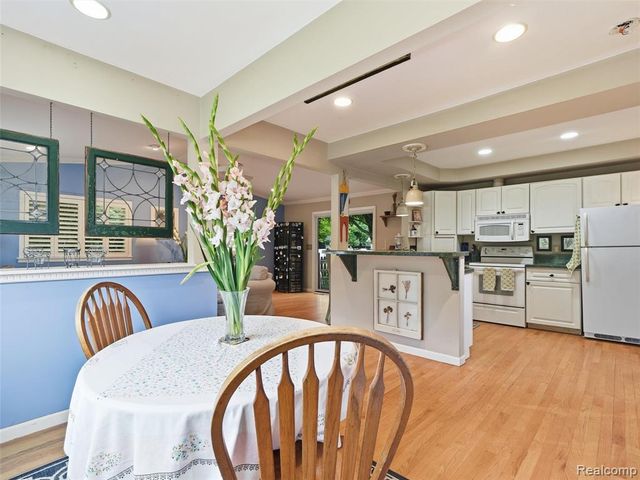 15525 Marilyn Avenue, Plymouth, MI 48170