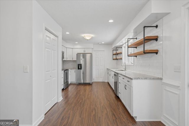 412 Oak Hills Drive, Dallas, GA 30132