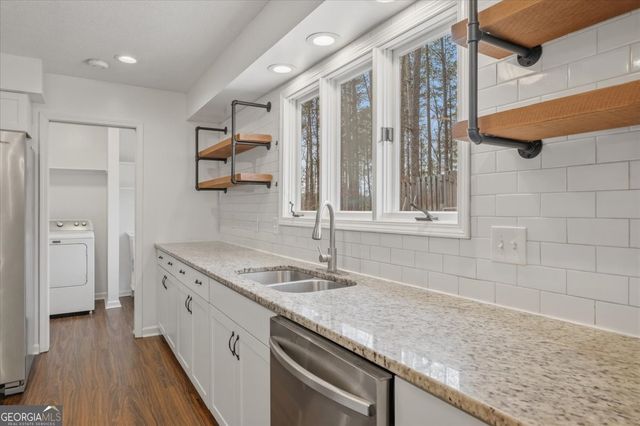 412 Oak Hills Drive, Dallas, GA 30132