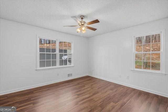 412 Oak Hills Drive, Dallas, GA 30132