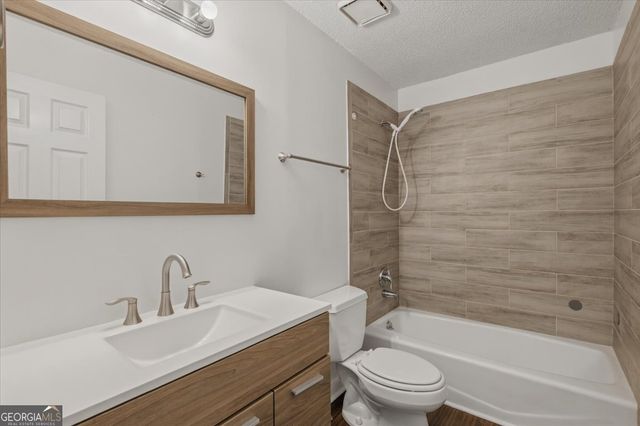 412 Oak Hills Drive, Dallas, GA 30132