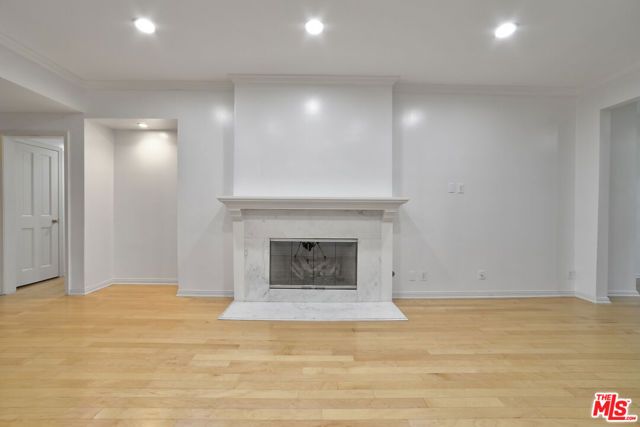11939 Gorham Avenue 105, Los Angeles, CA 90049