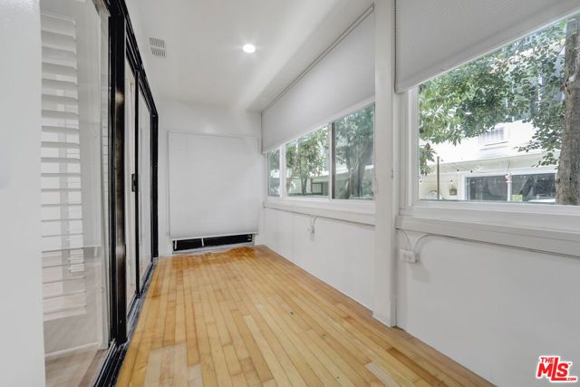 11939 Gorham Avenue 105, Los Angeles, CA 90049