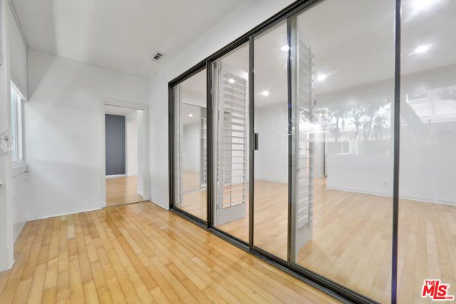 11939 Gorham Avenue 105, Los Angeles, CA 90049