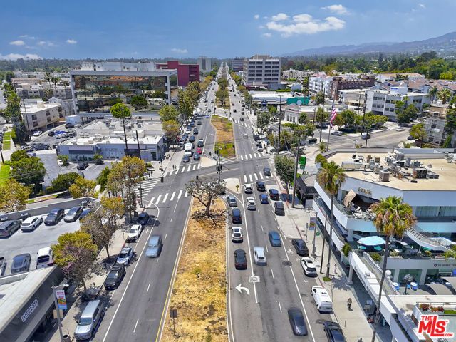 11939 Gorham Avenue 105, Los Angeles, CA 90049