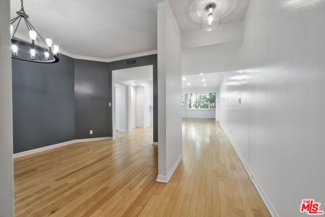 11939 Gorham Avenue 105, Los Angeles, CA 90049