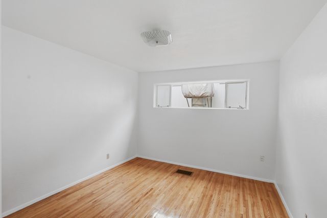 408 La Veta Drive NE, Albuquerque, NM 87108