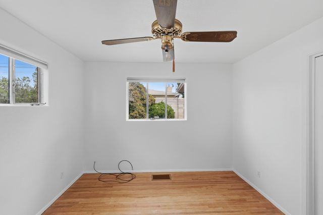 408 La Veta Drive NE, Albuquerque, NM 87108