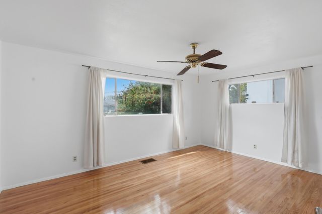 408 La Veta Drive NE, Albuquerque, NM 87108