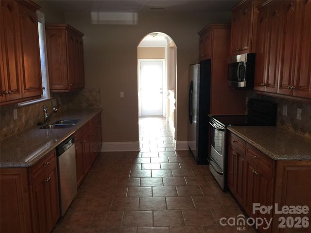 15318 S Birkdale Commons Parkway, Huntersville, NC 28078