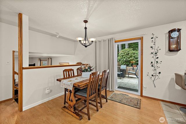 952 Marwood Drive NE, Bremerton, WA 98311