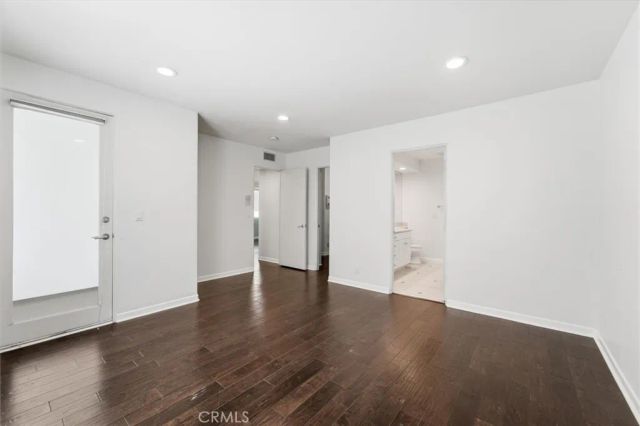 935 1st Street B, Hermosa Beach, CA 90254