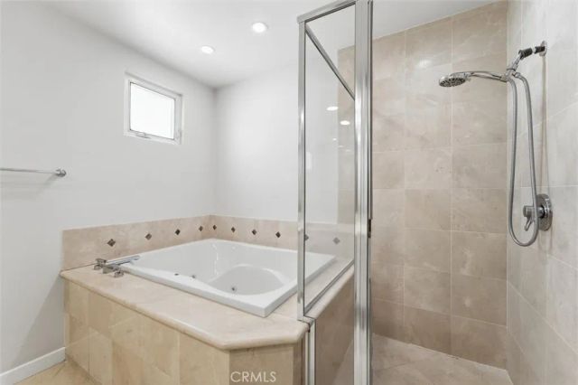 935 1st Street B, Hermosa Beach, CA 90254