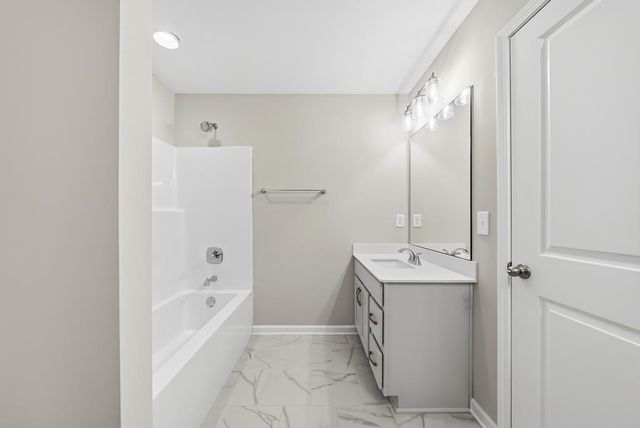 2931 Wyndham Village Drive, Opelika, AL 36804