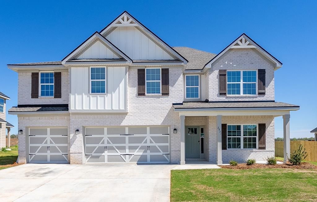 2931 Wyndham Village Drive, Opelika, AL 36804