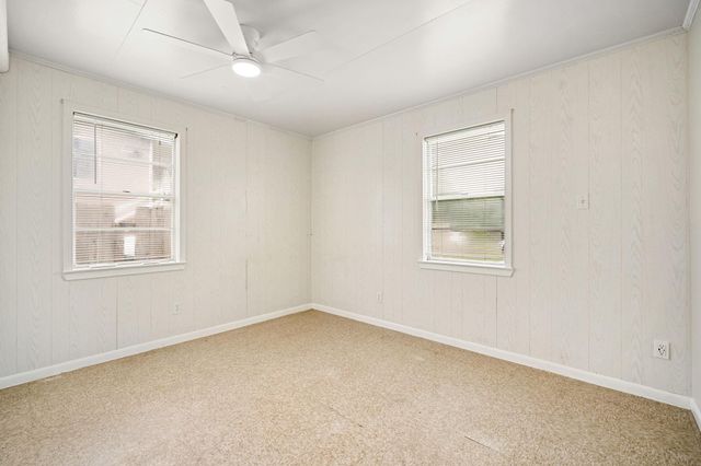 221 11th Street, Dickinson, TX 77539