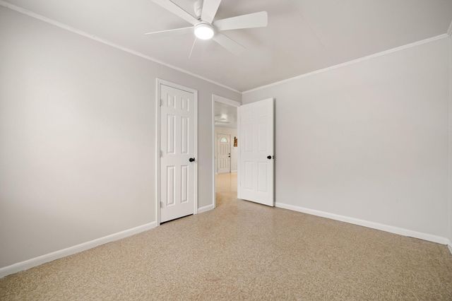 221 11th Street, Dickinson, TX 77539