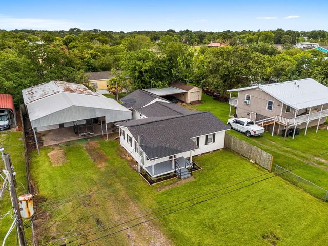 221 11th Street, Dickinson, TX 77539