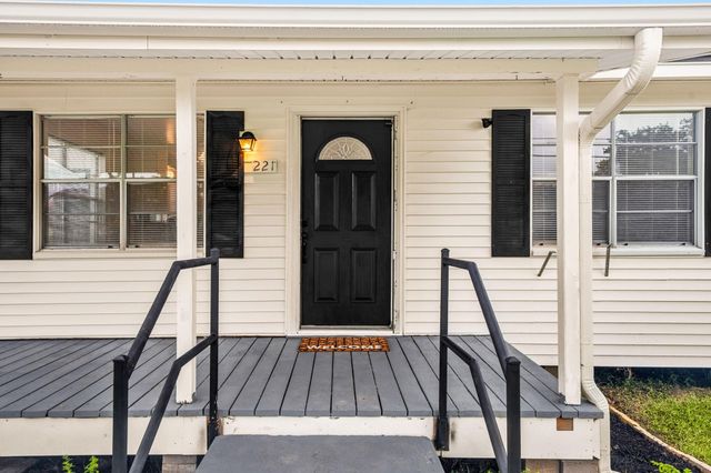 221 11th Street, Dickinson, TX 77539