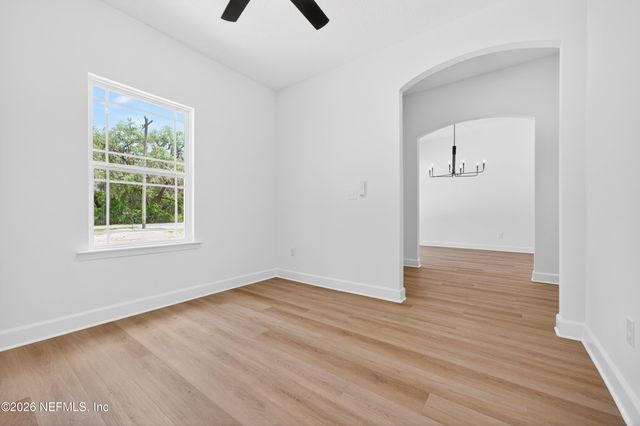 251 SWAN LAKE Drive, Melrose, FL 32666