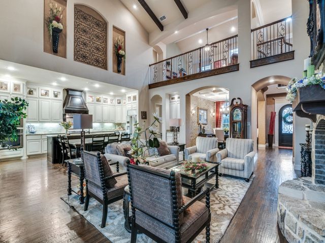 5808 Naples Drive, Flower Mound, TX 75028