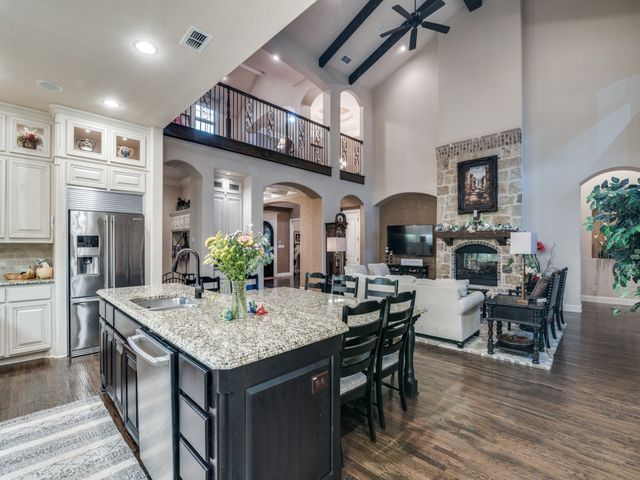 5808 Naples Drive, Flower Mound, TX 75028