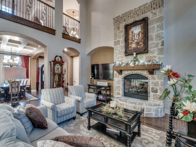 5808 Naples Drive, Flower Mound, TX 75028