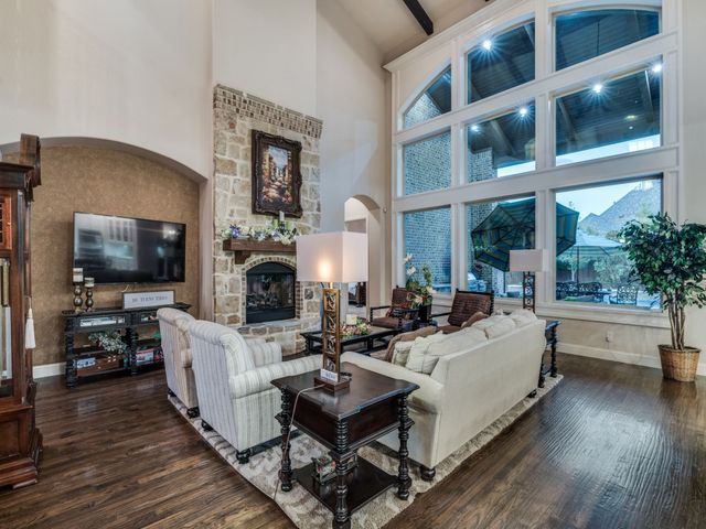 5808 Naples Drive, Flower Mound, TX 75028