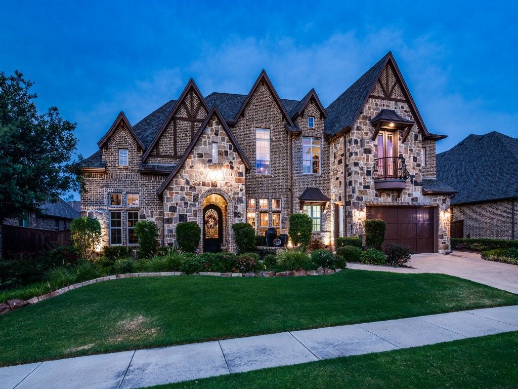 5808 Naples Drive, Flower Mound, TX 75028