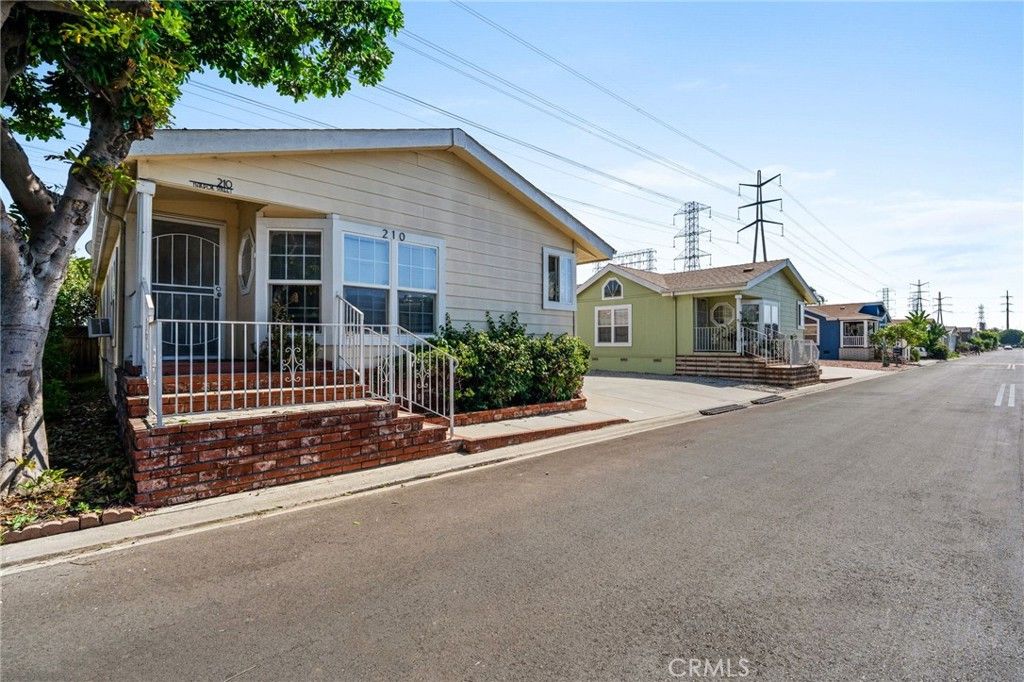 3595 Santa Fe Avenue 210, Long Beach, CA 90810 — photo 5