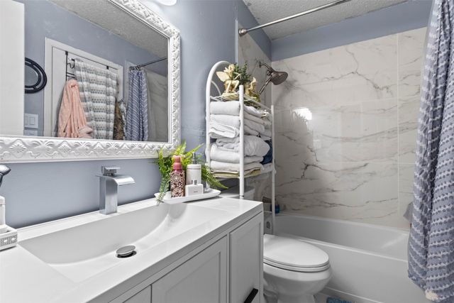 2906 Antares Circle, Garland, TX 75044