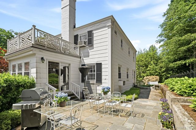 20 Revere Road, Scarsdale, NY 10583