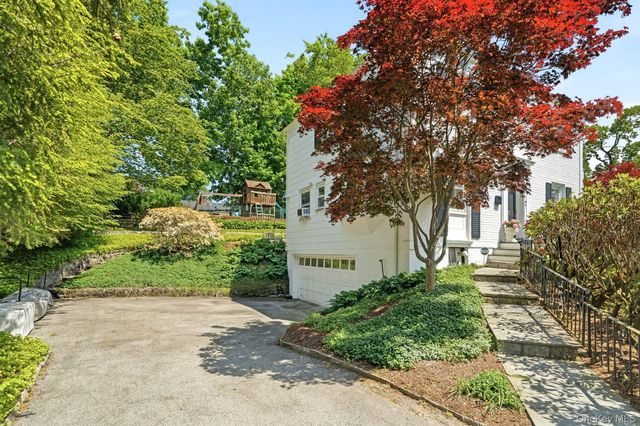 20 Revere Road, Scarsdale, NY 10583