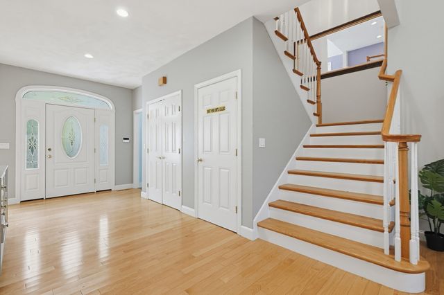 428 Elmwood St, North Attleboro, MA 02760