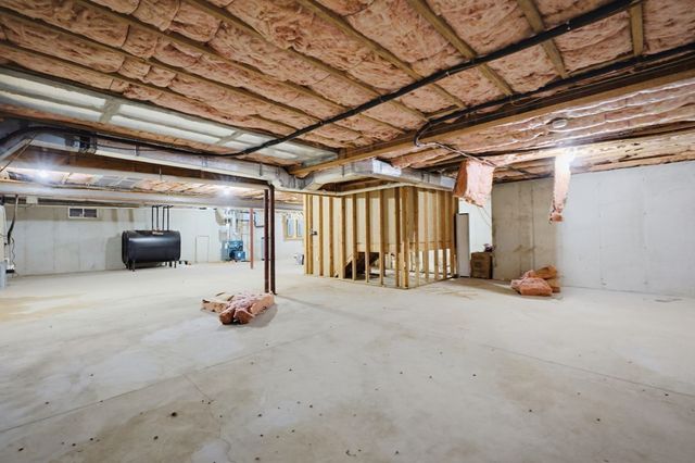 428 Elmwood St, North Attleboro, MA 02760