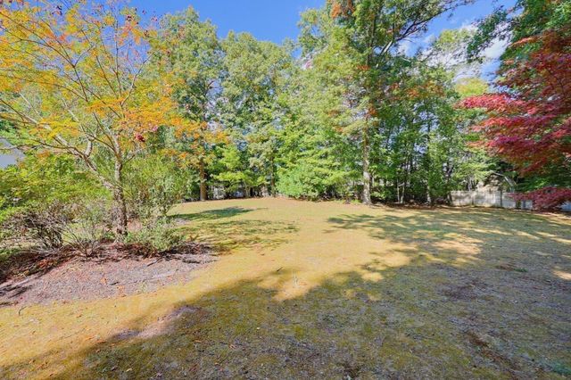428 Elmwood St, North Attleboro, MA 02760
